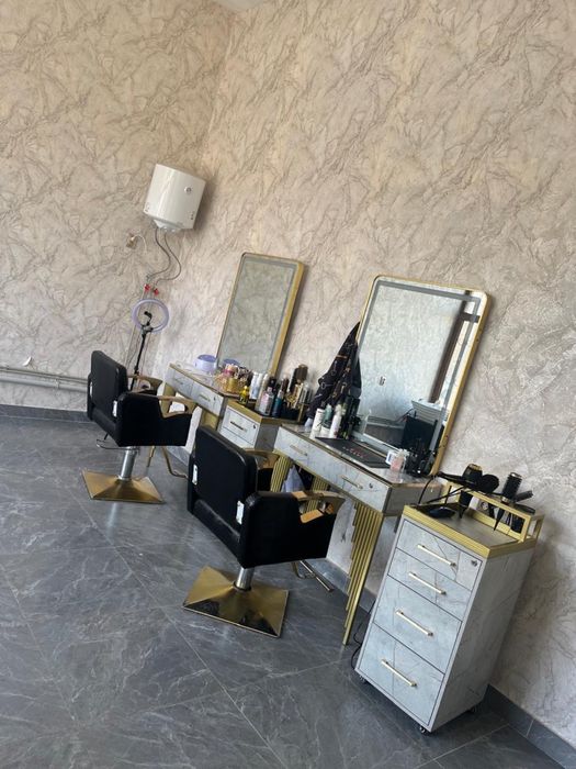 Сдаются рабочие места в салоне красоты