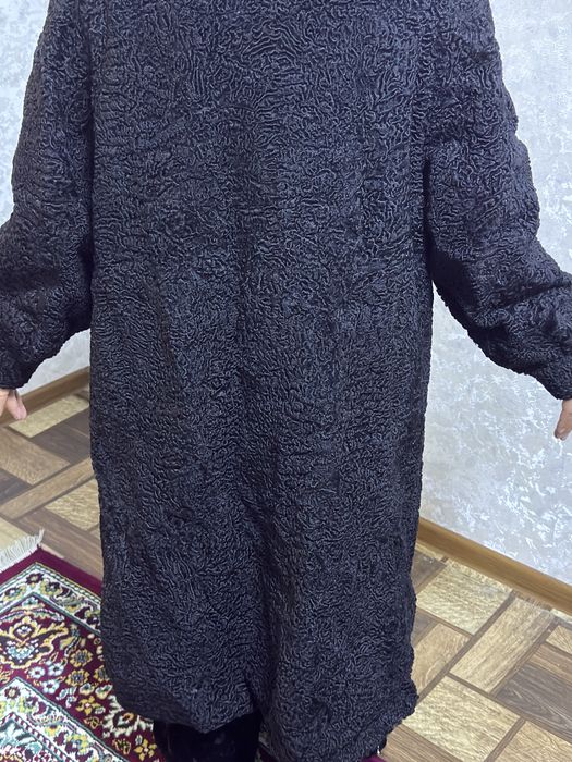 Продается каракулевая шуба