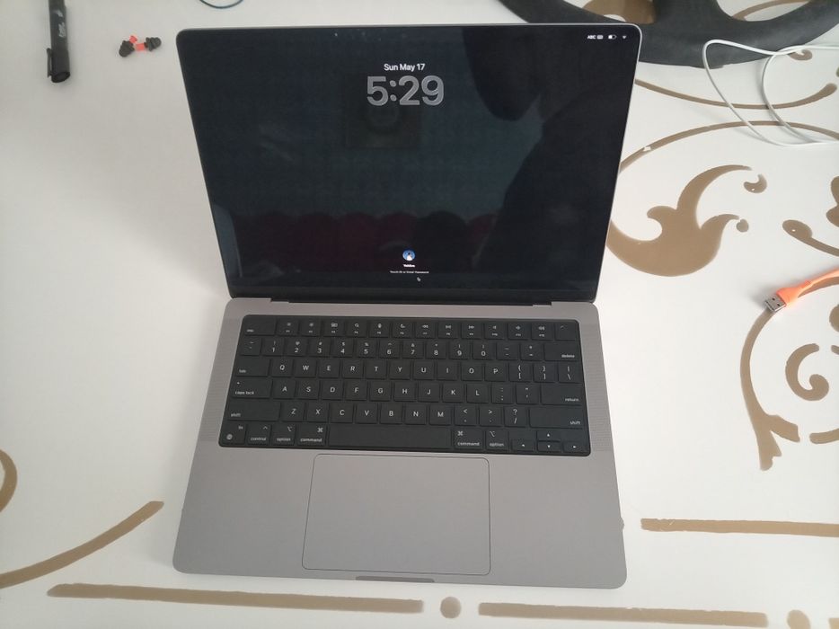 Macbook Pro 14 M3