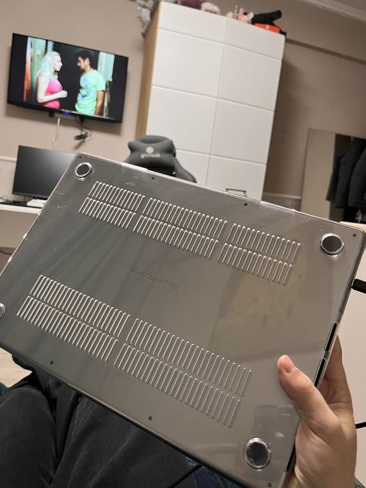Macbook Pro 16 m1 pro 16/512