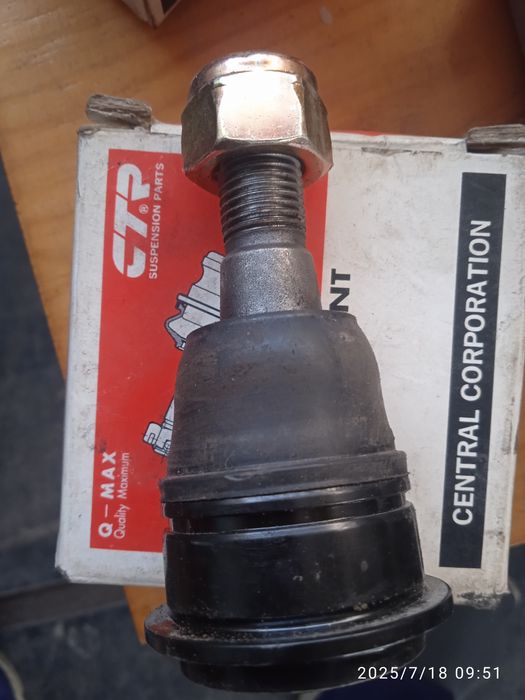 Продам шаровые опоры