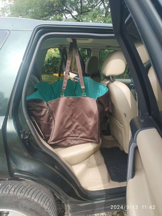 Красива непромукаема кошарка за кола и ПОДАРЪК