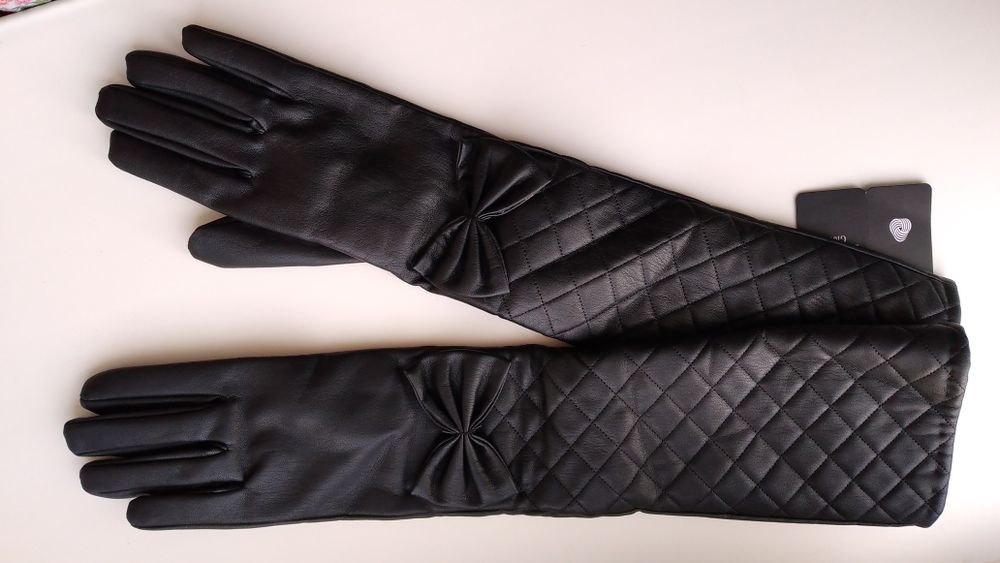 Перчатки кожанные