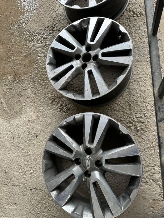 Жігіттер R 17 Веста диск