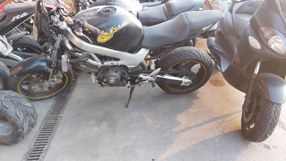 Мотоциклет Хонда  ВФР 800,1200,Втр 1000(Honda VFR,VTR 1000)На части
