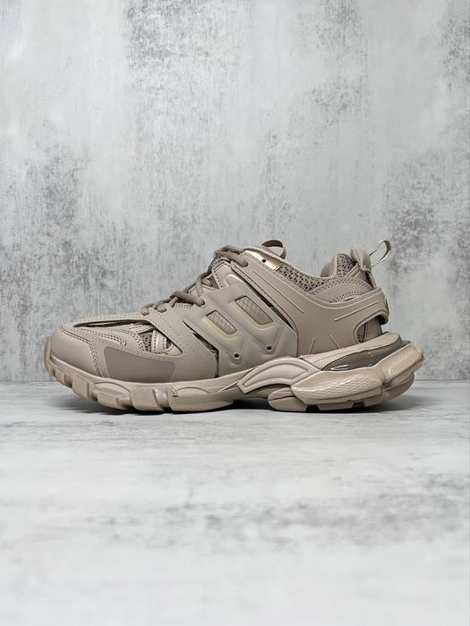 Balenciaga Track - Бежов