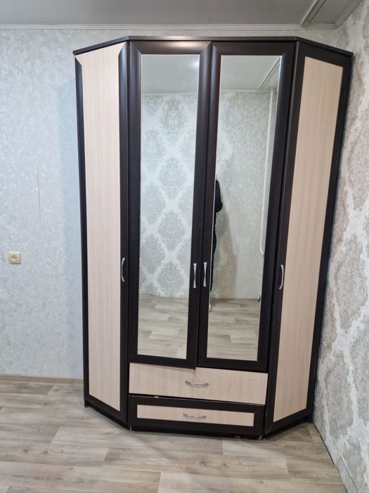Продам шкаф в хорошем состоянии