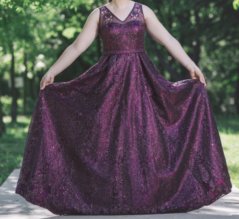 Официални рокли