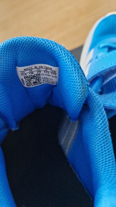 Adidași Adidas Mărimea 29