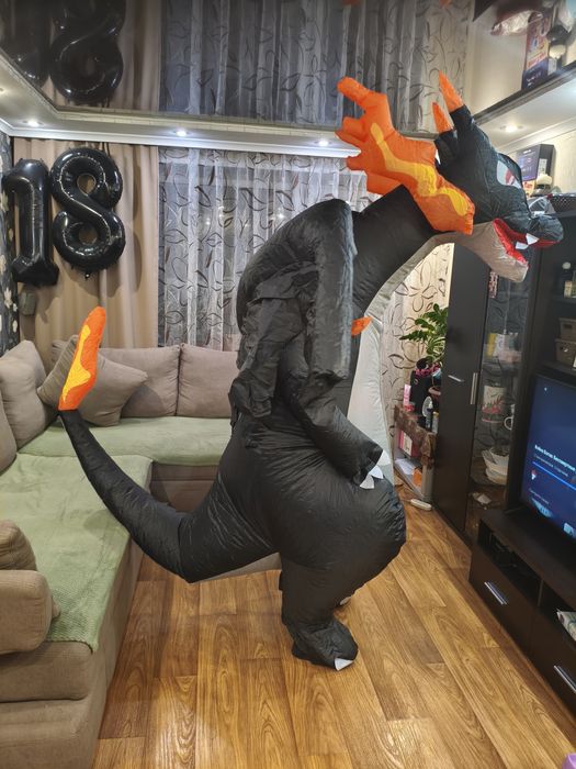 Продам костюм дракона