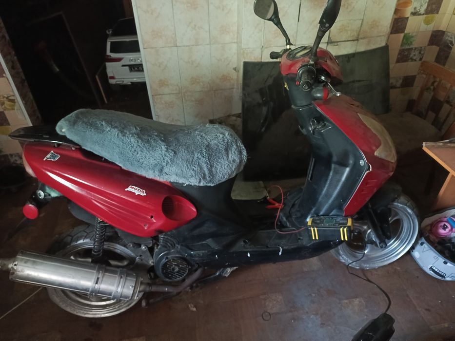 Скутор 150 кубов