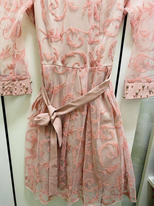 Рокля с тюл- М размер