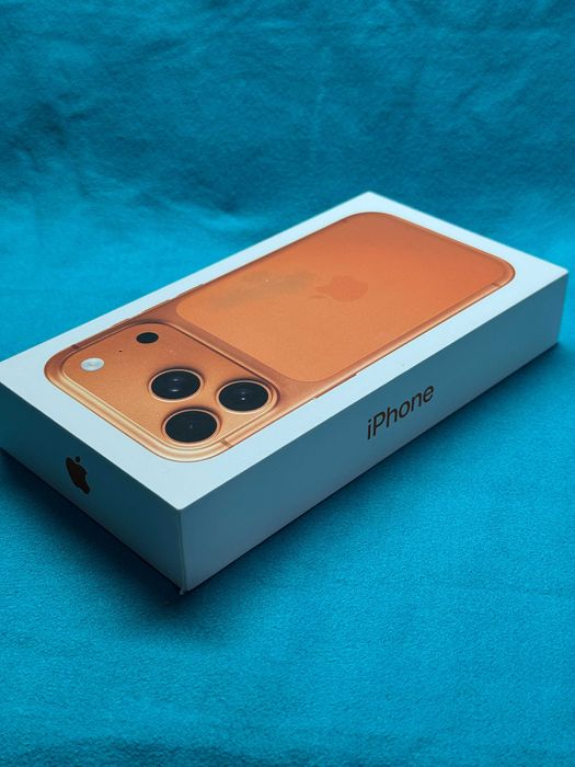 Iphone 17 Pro 256 gb Cosmic Orange