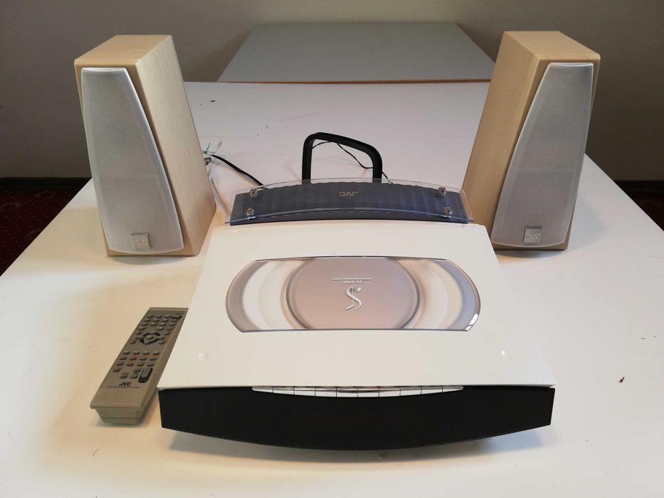 Combina JVC model CA-VSDT6R (CD/Tuner/Amplif/Boxe )- Impecabila/Japan