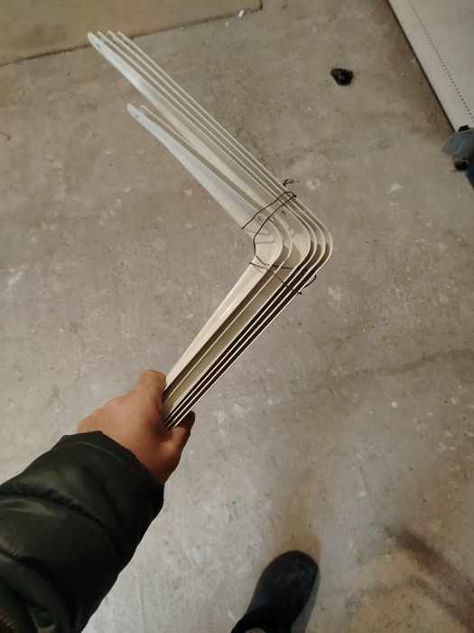 Крепежи металлические.