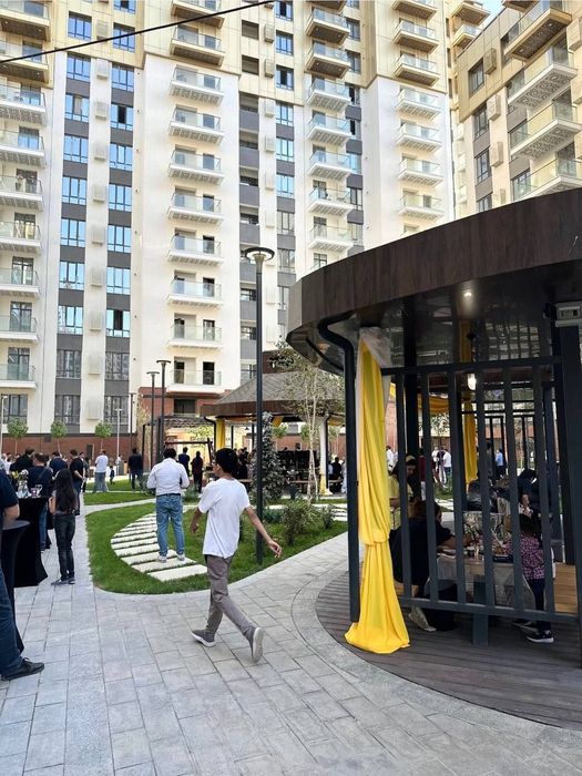 Продаётся 4 комнатная ЖК Oz Mahal 106квм;м2 ор-р: Ул.Новомосковская