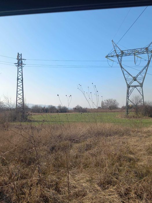 Парцел зад митницата на кукленско шосе