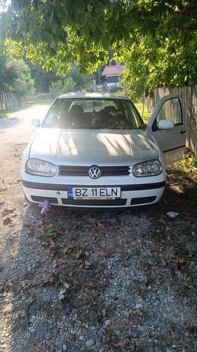 Golf 4 1.6 Benzina