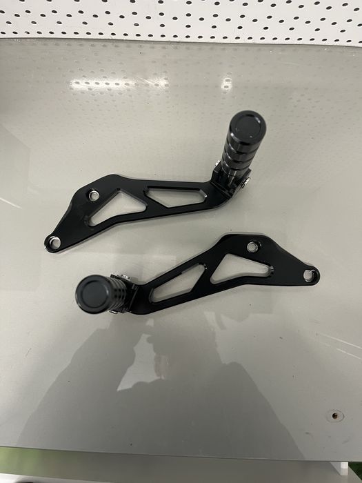 Surron LBX Passanger Pegs