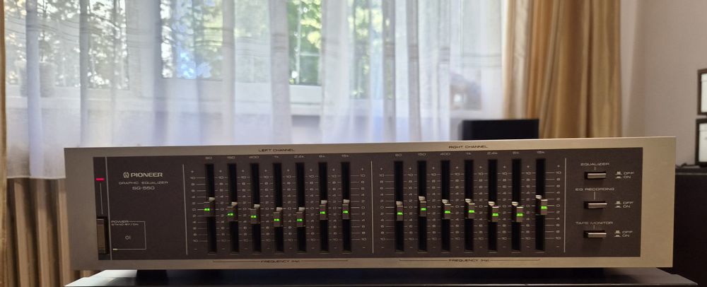 Egalizor Pioneer SG 550