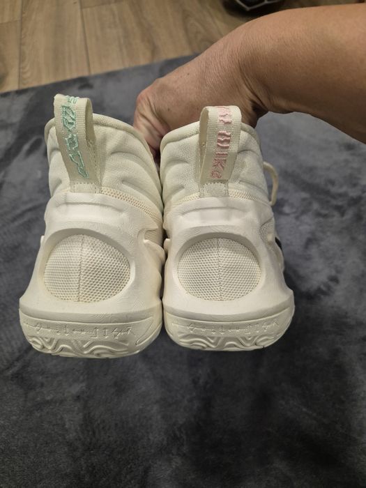 Мъжки баскетболни обувки Nike Cosmic Unity 2 НОВИ