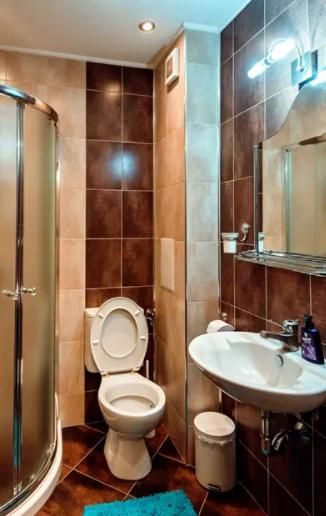 Дава се под наем Двустаен апартамент в Пловдив, Център - 60 кв.м за 375 € - Снимка #4