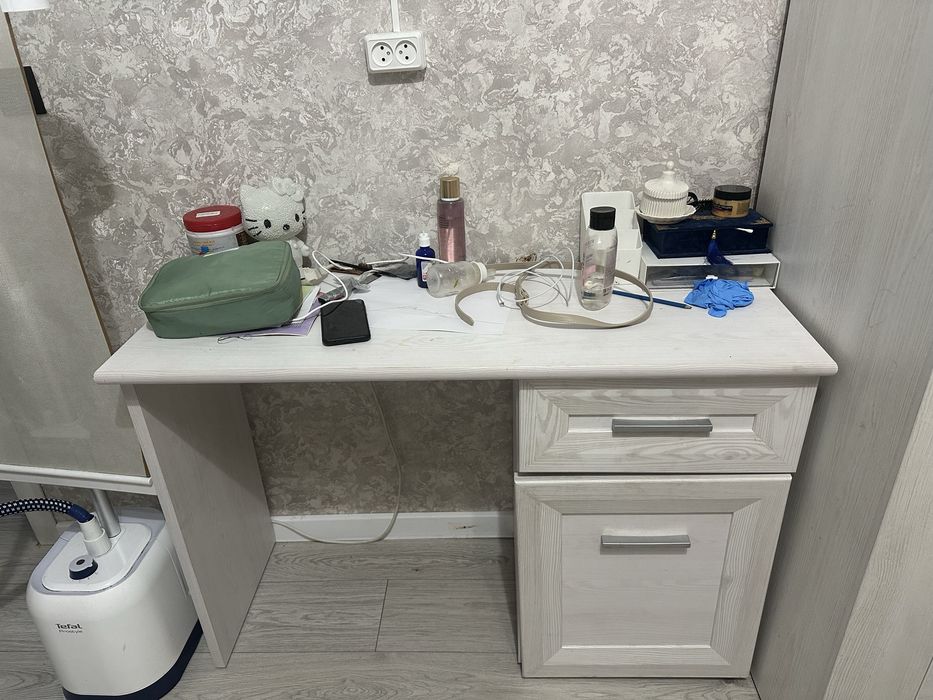 комнатный стол для учебы