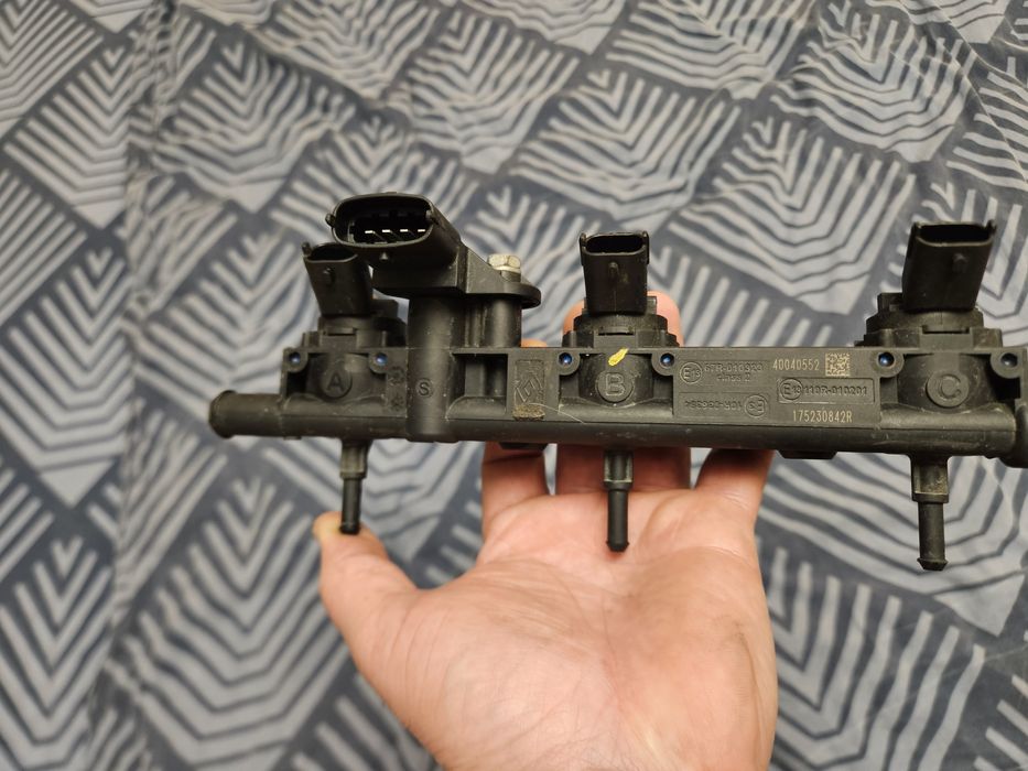 Rampa injectoare duster 2021