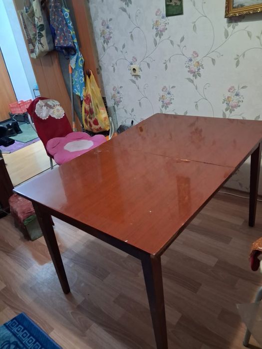 Стол советский крепкий