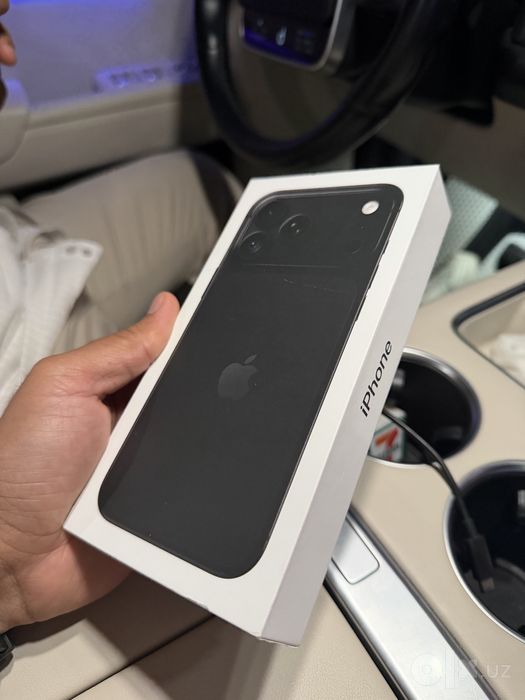 iPhone 18 Pro Max Qora