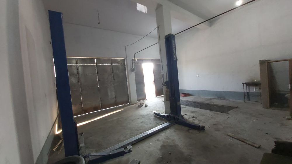 Avto Servis Arendaga beriladi