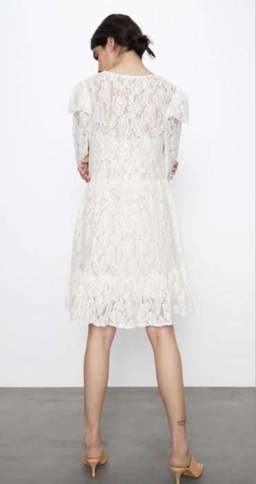 Официални рокли на Zara,Jake's, H&M  размер М