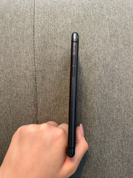 Iphone 11 negru cu 128gb