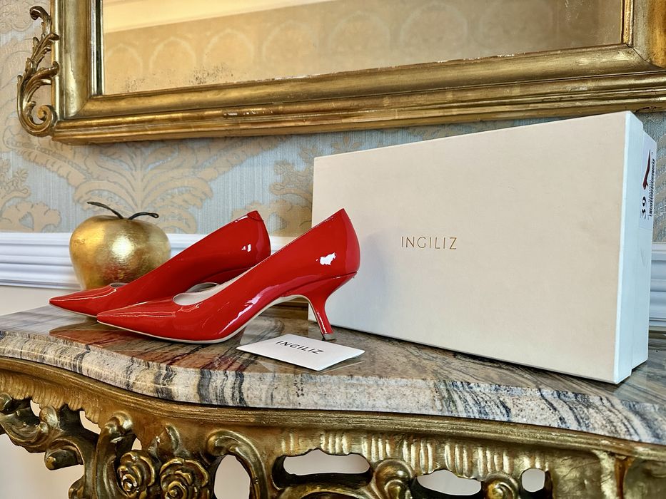 Червени лачени обувки на ток INGILIZ