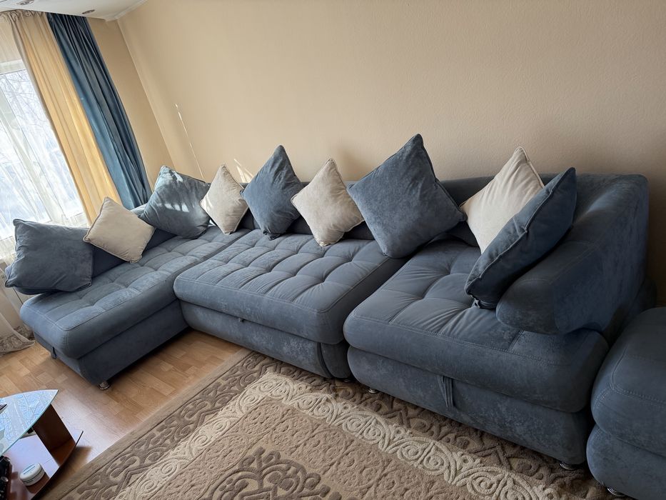 Диван для гостиной