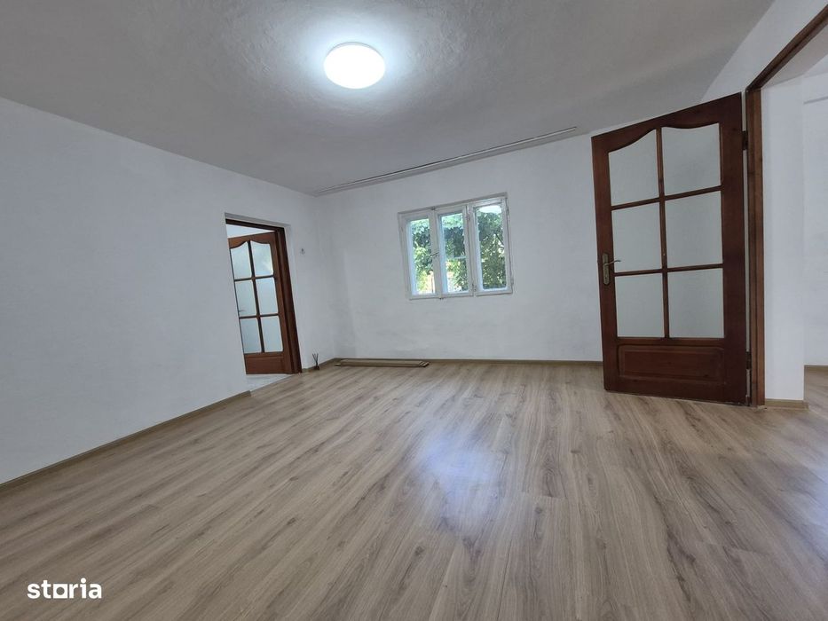 Casă de vânzare în Mărgineni, Bacău  78.900 €