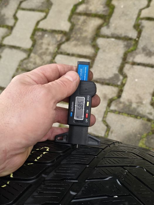 305 30 21 Pirelli