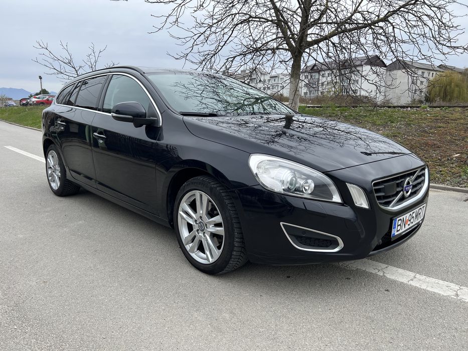 Volvo v60 D3 automat
