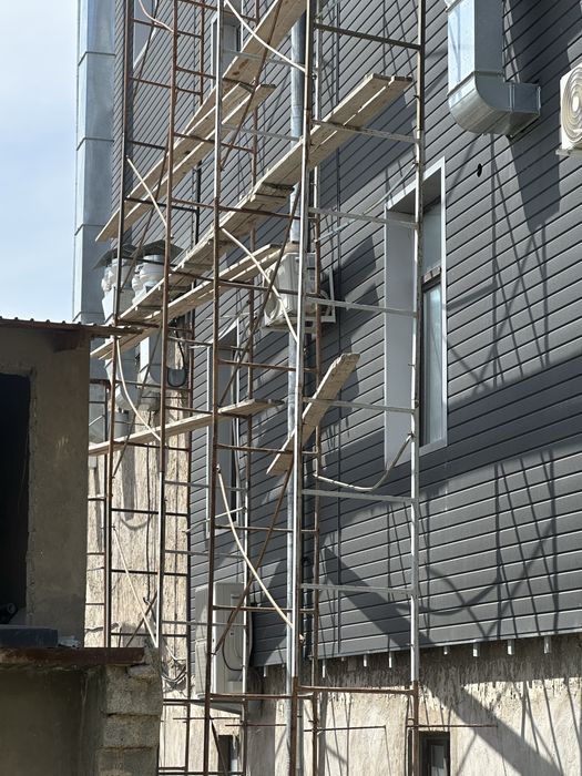 Леса стройтельные