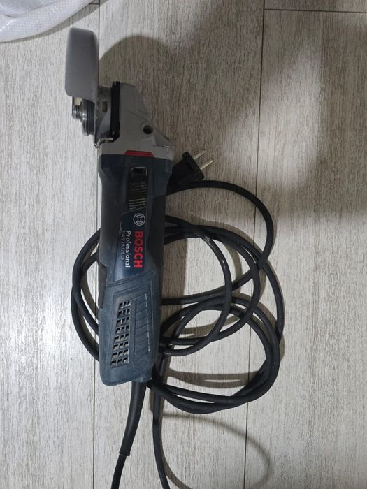 Болгарка, Шлифмашина Bosch GWS 19-