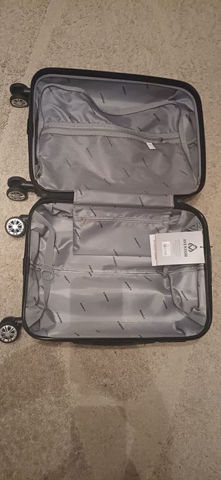 Vând troler de  nou-