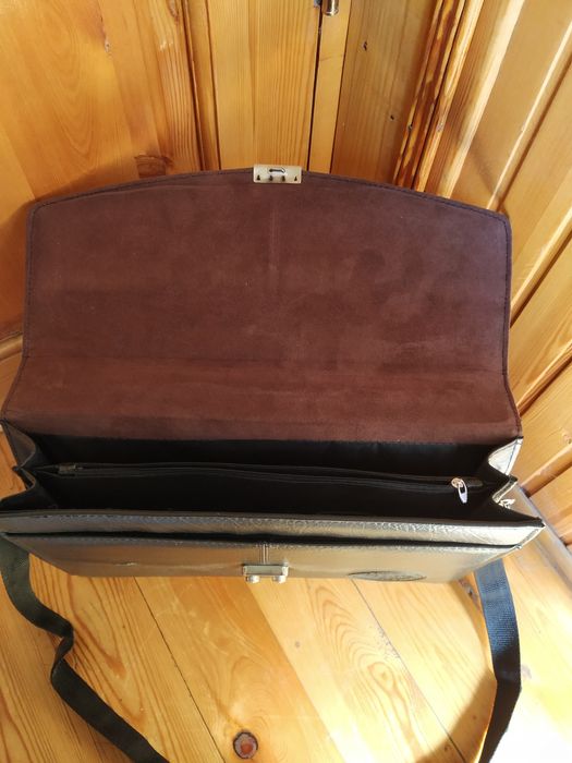 Сумки, портфель для учащихся и студентов