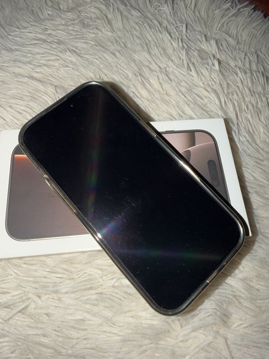 iphone 16 pro  512 GB Desert