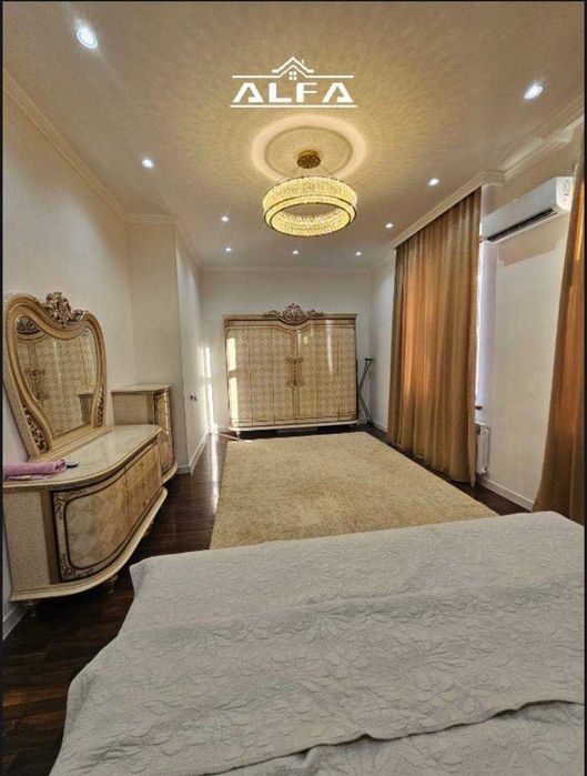 Buxoroda kvartira xonadon uy sotiladi 2 xonali 98m² 4-qavat.