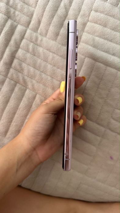 Продам Samsung S23 Ultra