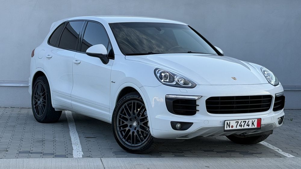 Porsche Cayenne 3.0 Diesel          EURO 6 / Alb Perlat / Spyder / 2016 / Facelift / Platinum / 4x4