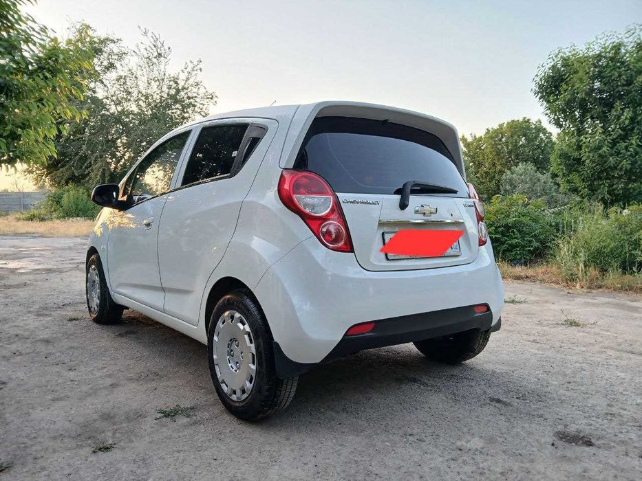 Spark 1 pozitsiya 2 pozitsiya qilingan.