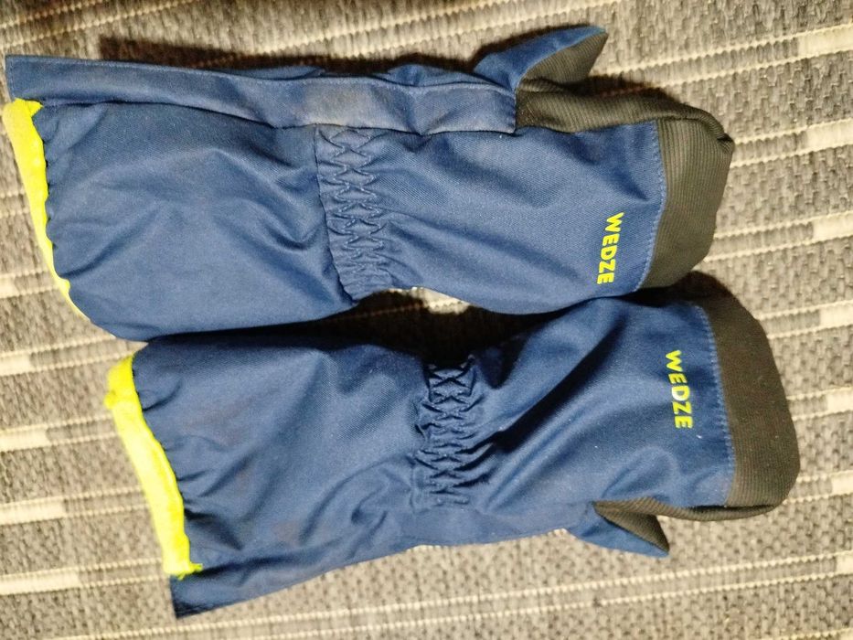 детски ски панталон и ръкавици, размер 104