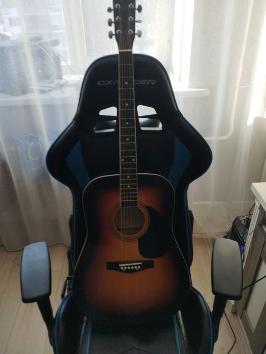 Продам акустическую гитару Agnetha - AAG-E120