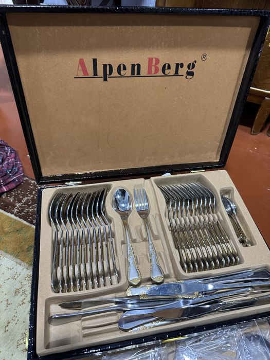 AlpenBerg набор приборов для стола